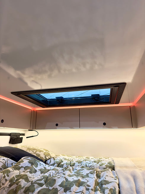 Outbound VAN Series. Lightweight roof hatches for vans, campers & caravans