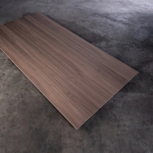 Lightweight Multiplex Sheet – Walnut Veneer – Queenply