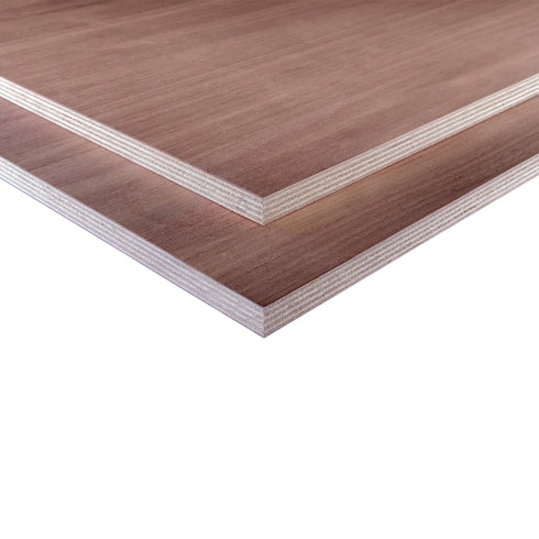 Lightweight Multiplex Sheet – Walnut Veneer – Queenply