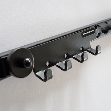 Hookbar Horizontal, Black or Silver – Airline L-Track – Sealand-pro