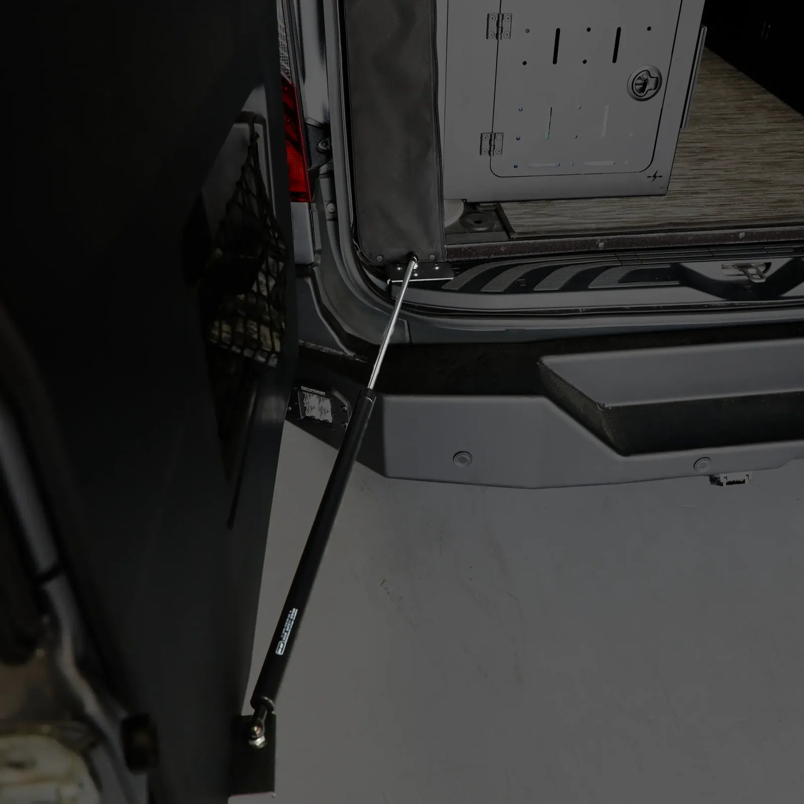 STOP-STAY™ Door Safety System for Mercedes Sprinter  – Canyon Adventure Vans